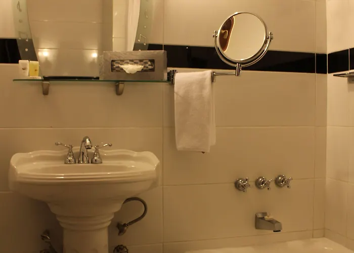 Western Majestic Hotel
